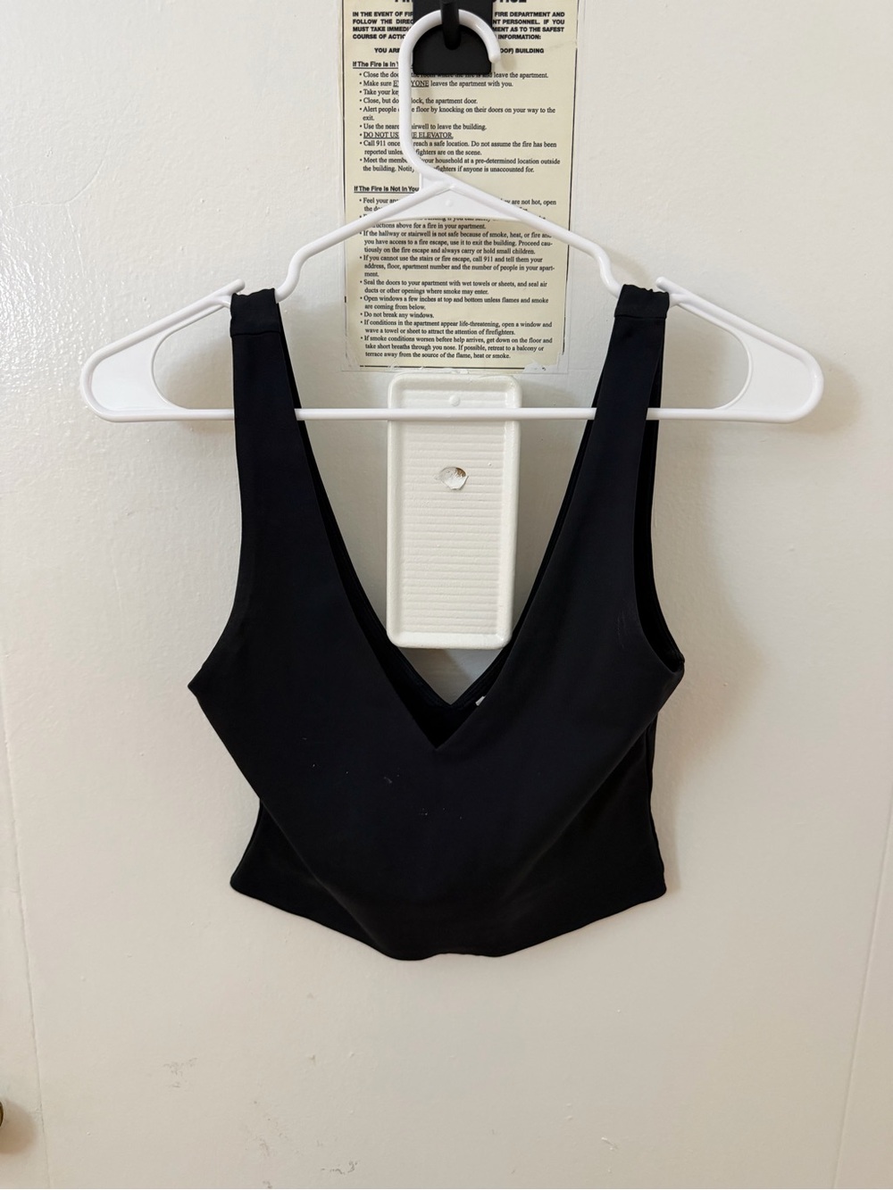 Babaton Black V‑Neck Cropped Camisole